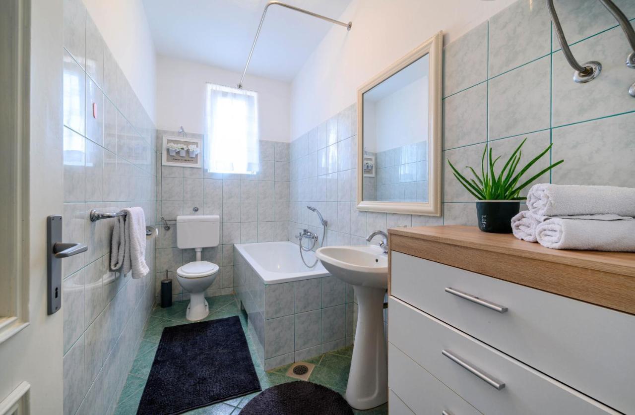 Apartment Malibu Zaboric Εξωτερικό φωτογραφία