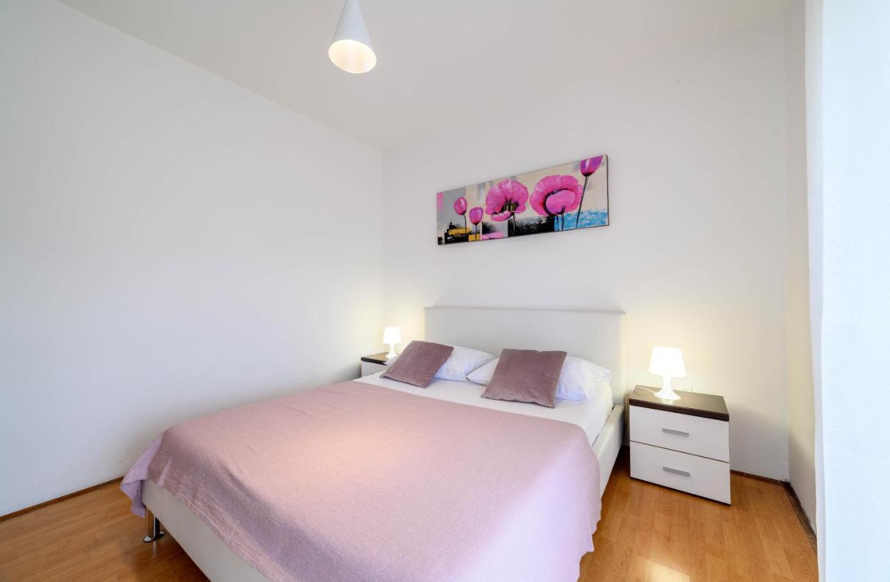 Apartment Malibu Zaboric Εξωτερικό φωτογραφία