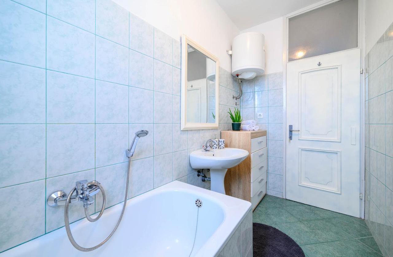 Apartment Malibu Zaboric Εξωτερικό φωτογραφία