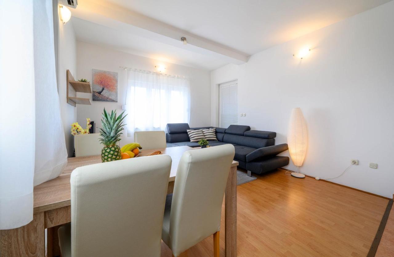 Apartment Malibu Zaboric Εξωτερικό φωτογραφία